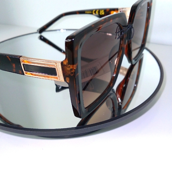 Animal Print Oversized Gold Rectangle Temple Square Sunglasses - Picture 4 of 6